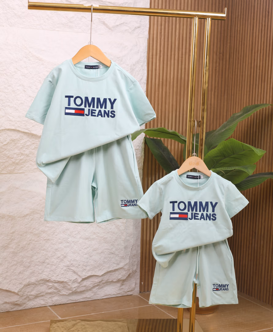 بدلة من ماركة TOMMY 2421 - Color اخضر