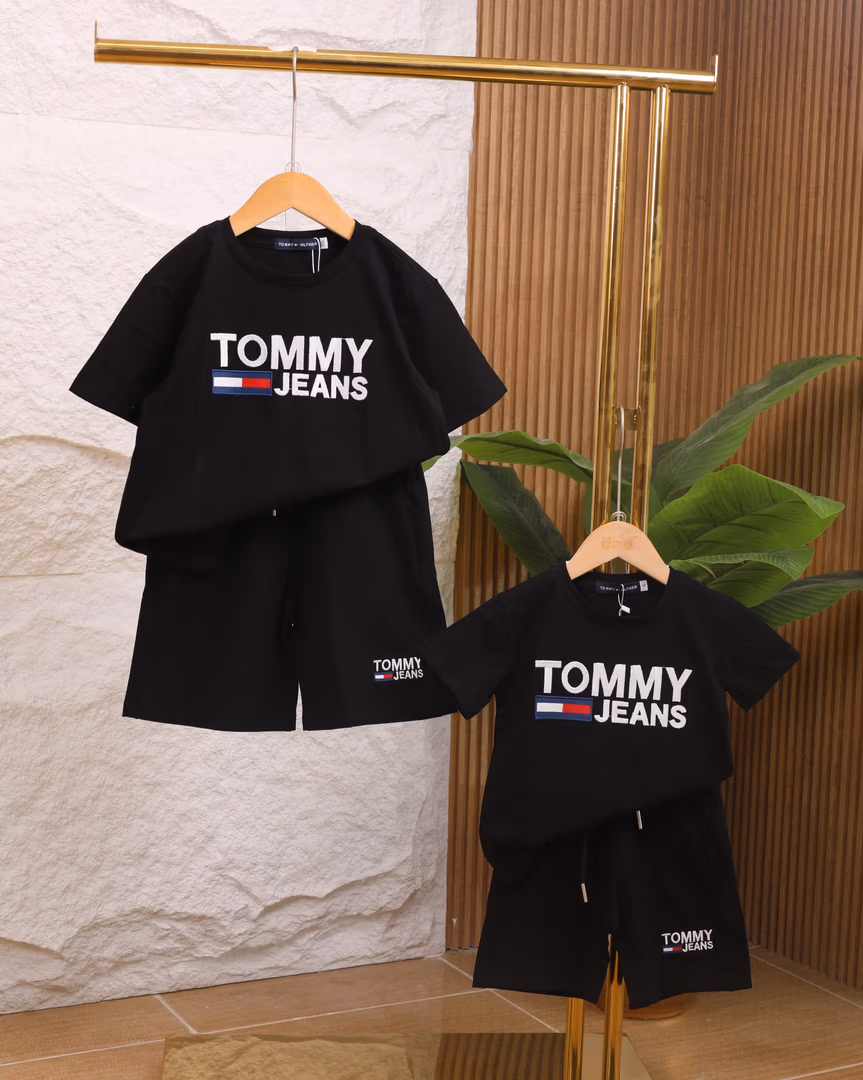 بدلة من ماركة TOMMY 2421 - Color اسود 