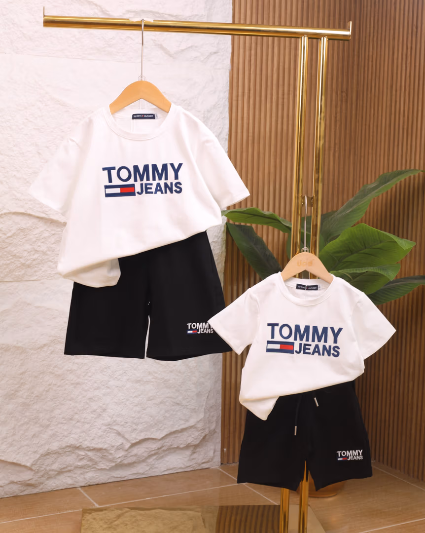 بدلة من ماركة TOMMY 2421 - Color ابيض 