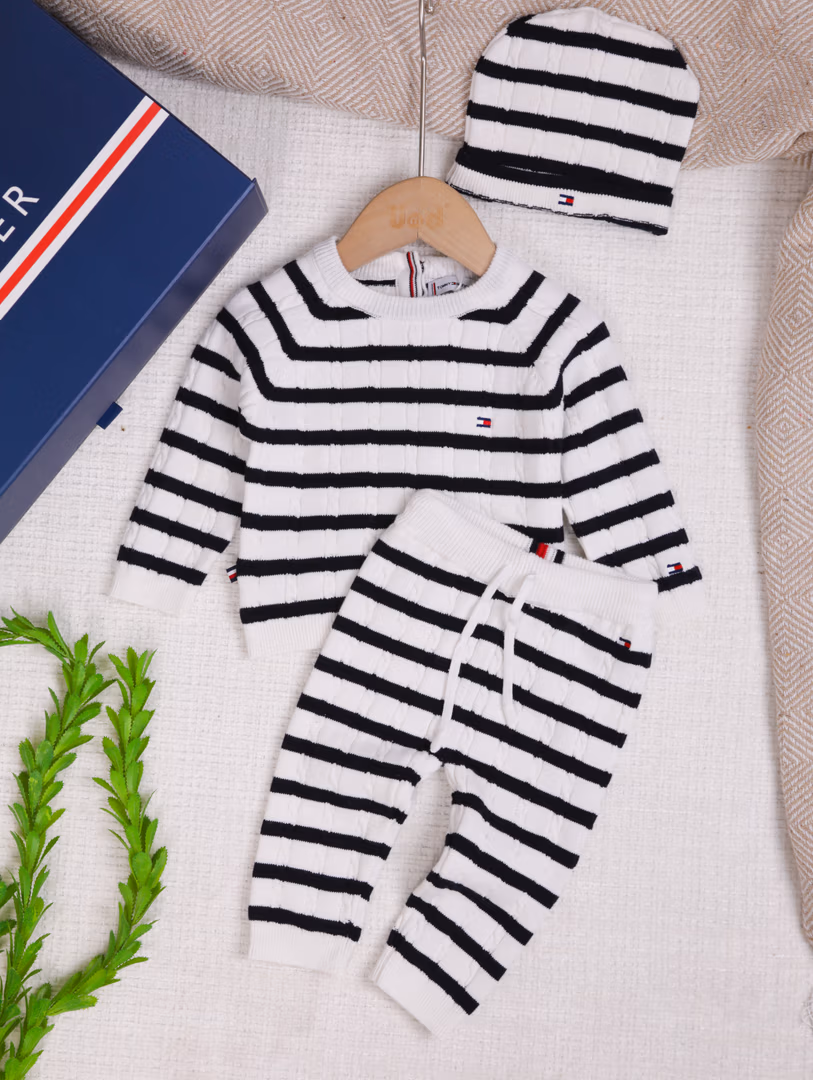 طقم صوف TOMMY - Color أسود 