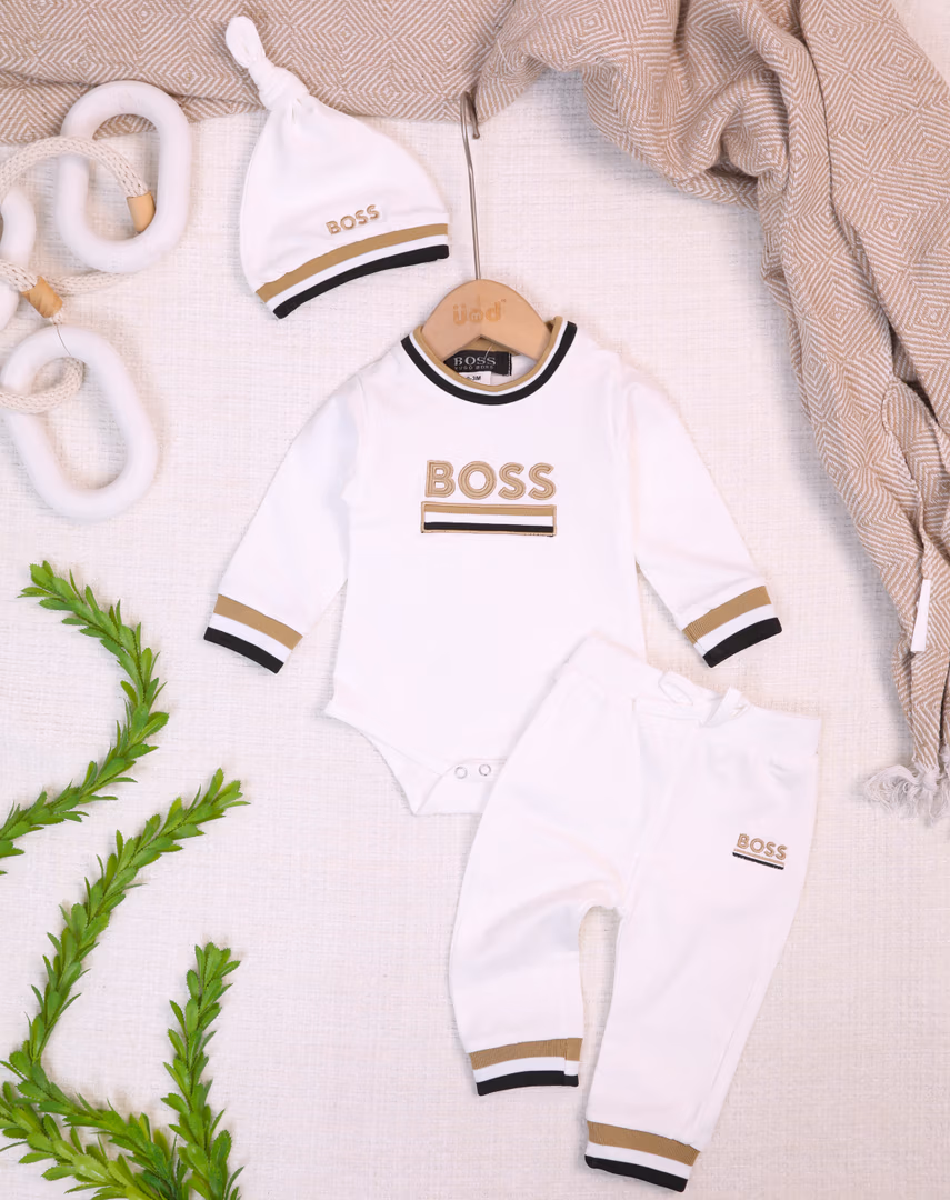 طقم boss 3 تبان  - Color أبيض 